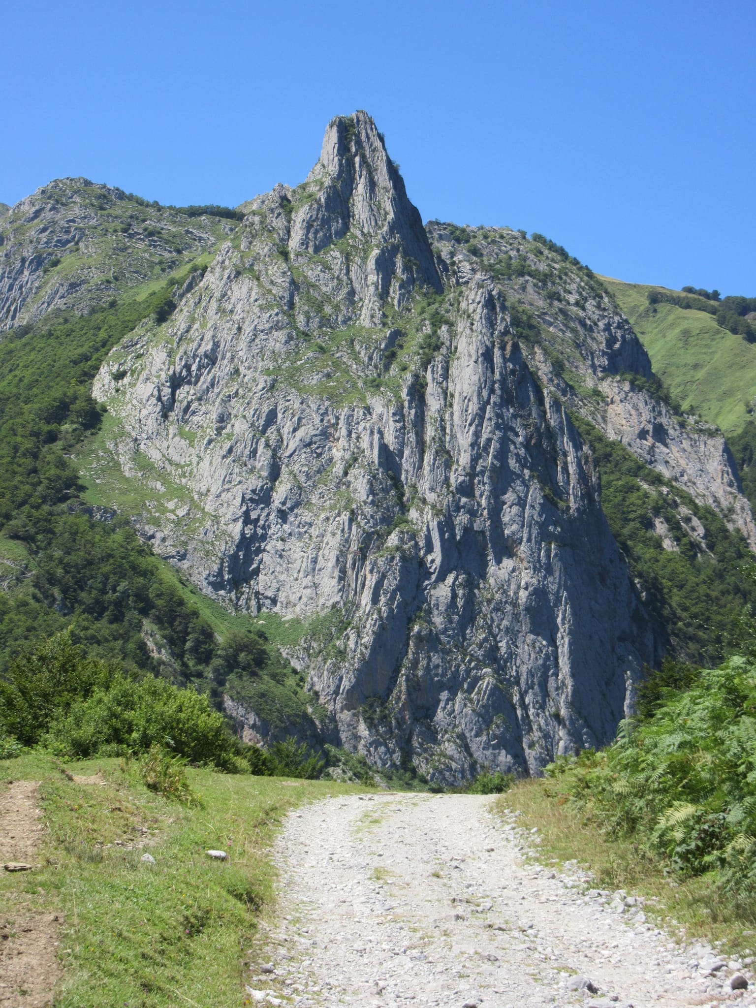 Distinctive rocky spire above the Plateau de Sanchèse near Lescun.